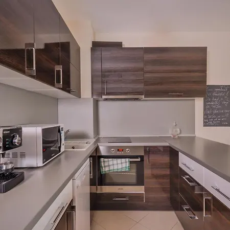 Vitosha View One Bedroom By Flat Mаnager Appartamento